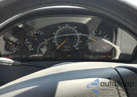 1997 Mercedes-Benz Sl 320 z USA, uszkodzony, nr VIN WDBFA63F5VF143197